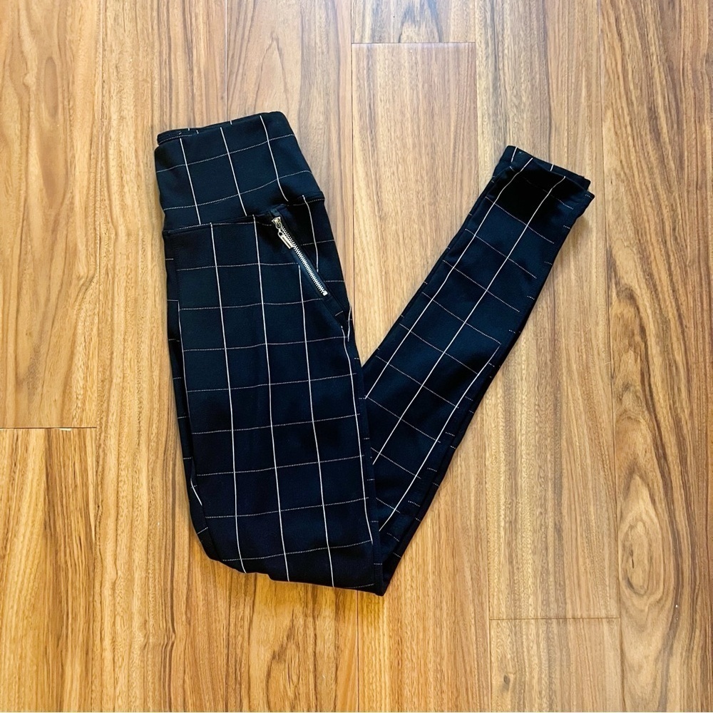 SWS Essentials Black & White Grid Leggings